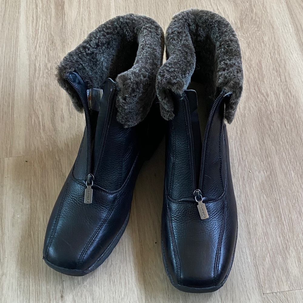 Blondo Women's Black Leather Winter Boots